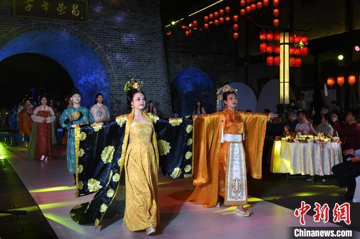 免费彩金彩票平台